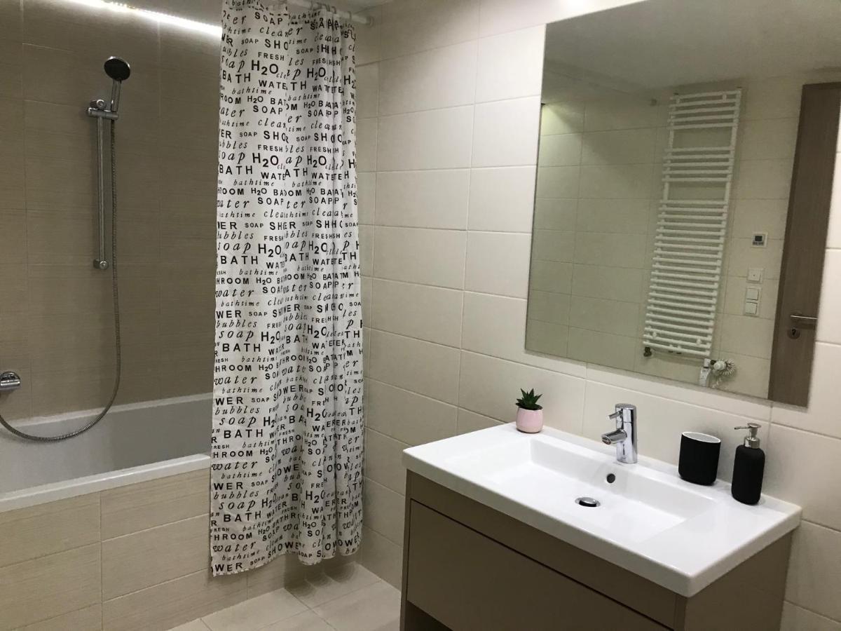Panorama Apartman แวแลนแซ ภายนอก รูปภาพ
