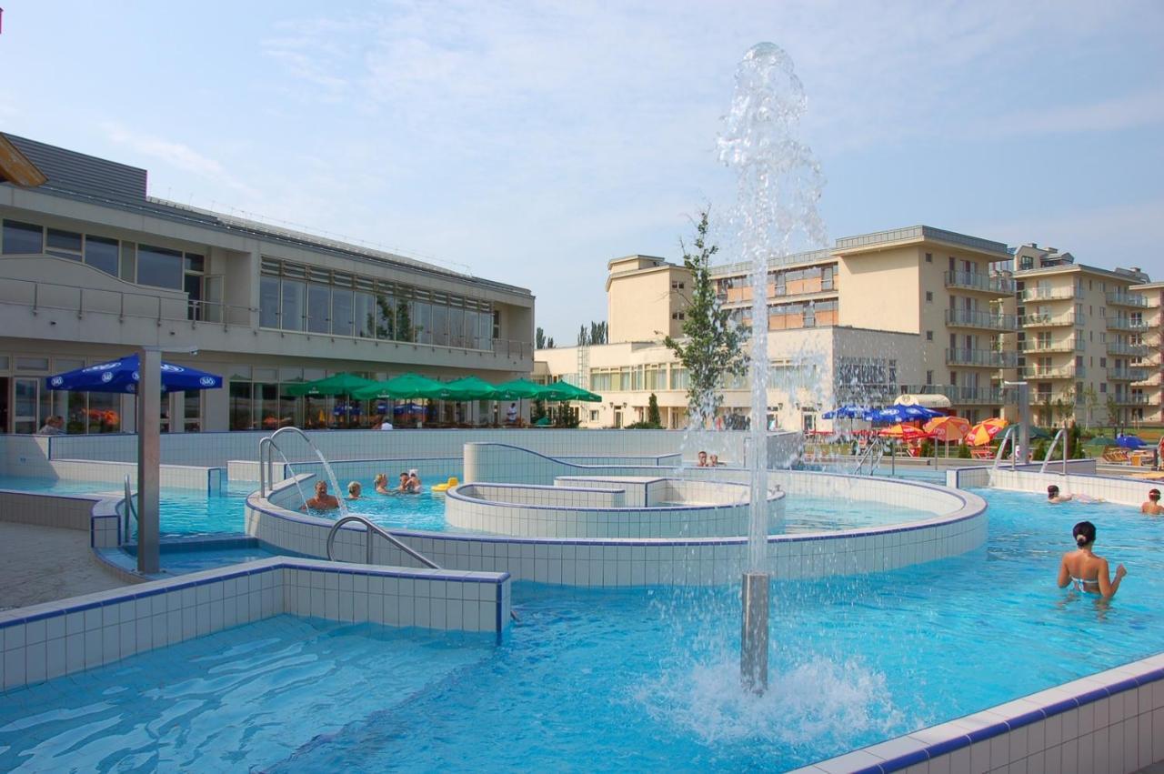 Panorama Apartman แวแลนแซ ภายนอก รูปภาพ