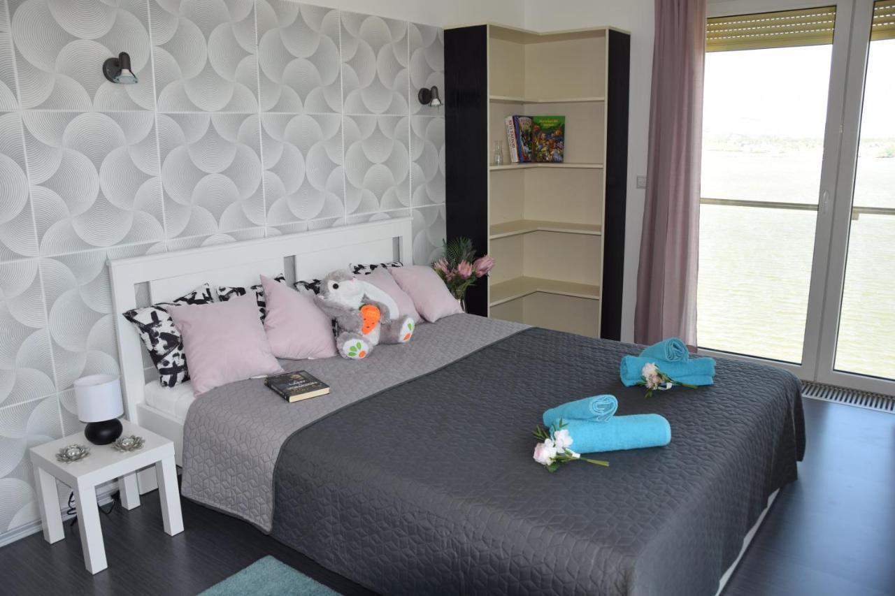 Panorama Apartman แวแลนแซ ภายนอก รูปภาพ