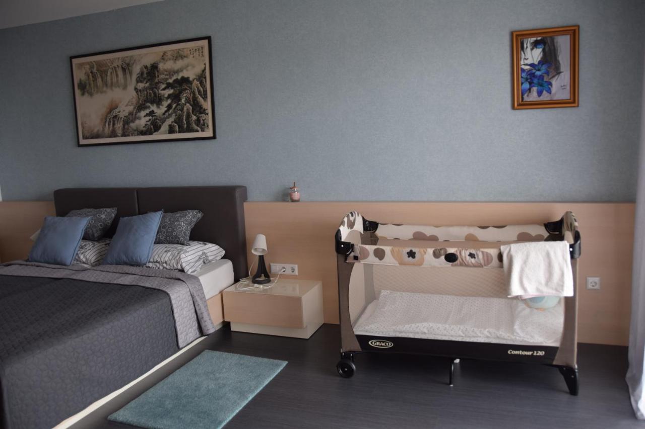 Panorama Apartman แวแลนแซ ภายนอก รูปภาพ